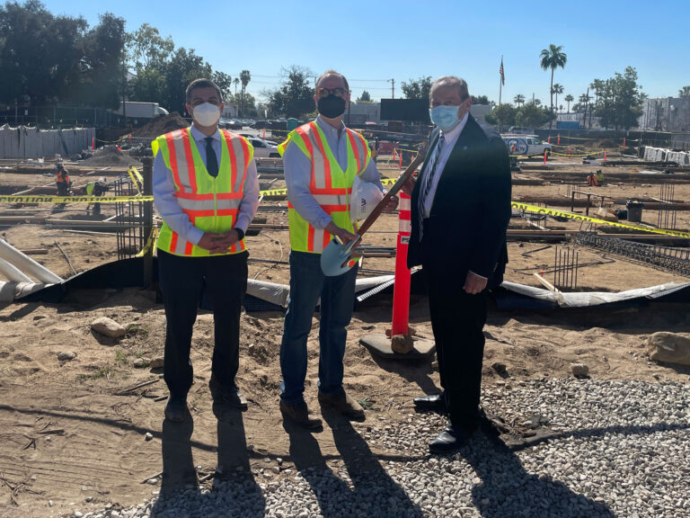 Congressman-Schiff-Sit-Visit-1-Web