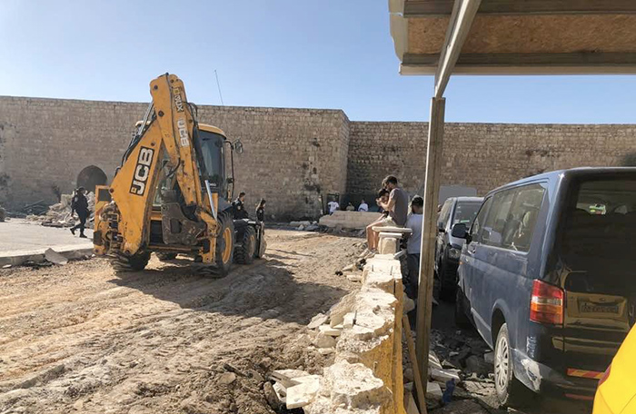 Buldozer-in-the-Cows-Garden