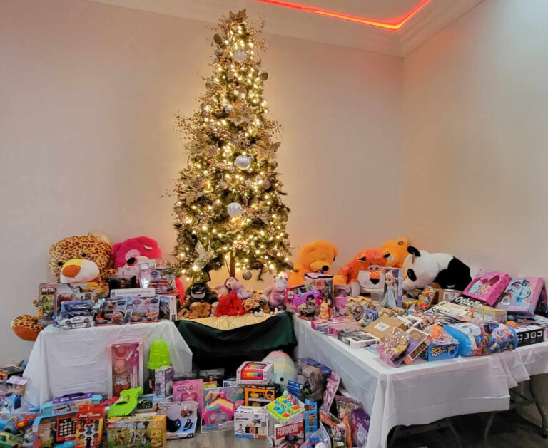 comedy night 2023 toys